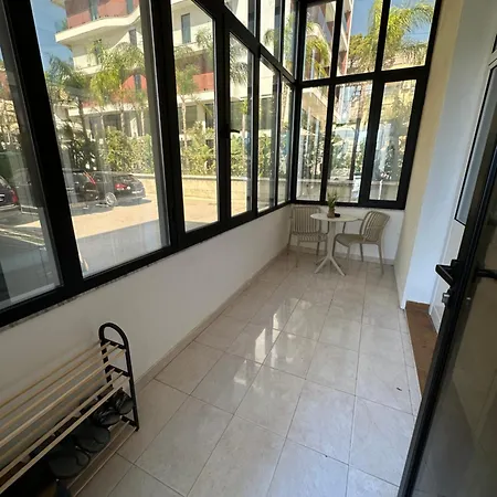 Helios Apartment *